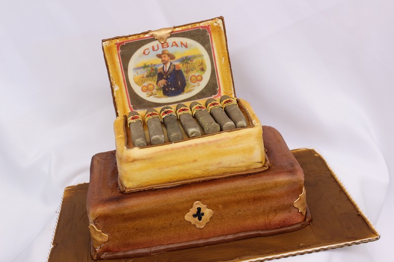 Cigar box, humidor, cuban cigars, grooms cake, birthday cake, cigar,
