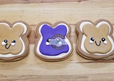 Peanut Butter and Jelly Iced Cutout, Cookies, Vale