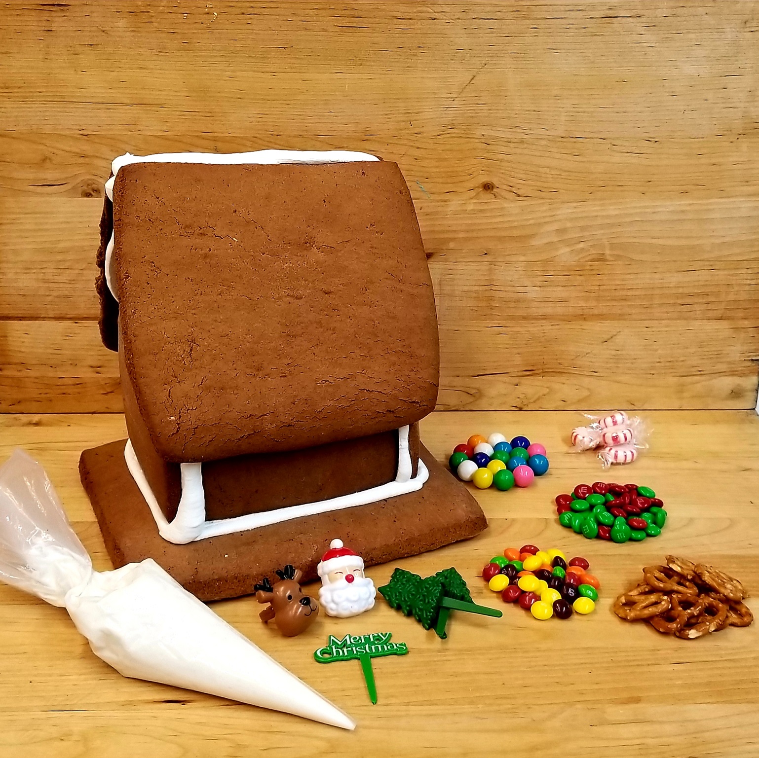 Gingerbread house kit, decorate your own gingerbread house, Christmas, Cinottis Bakery
