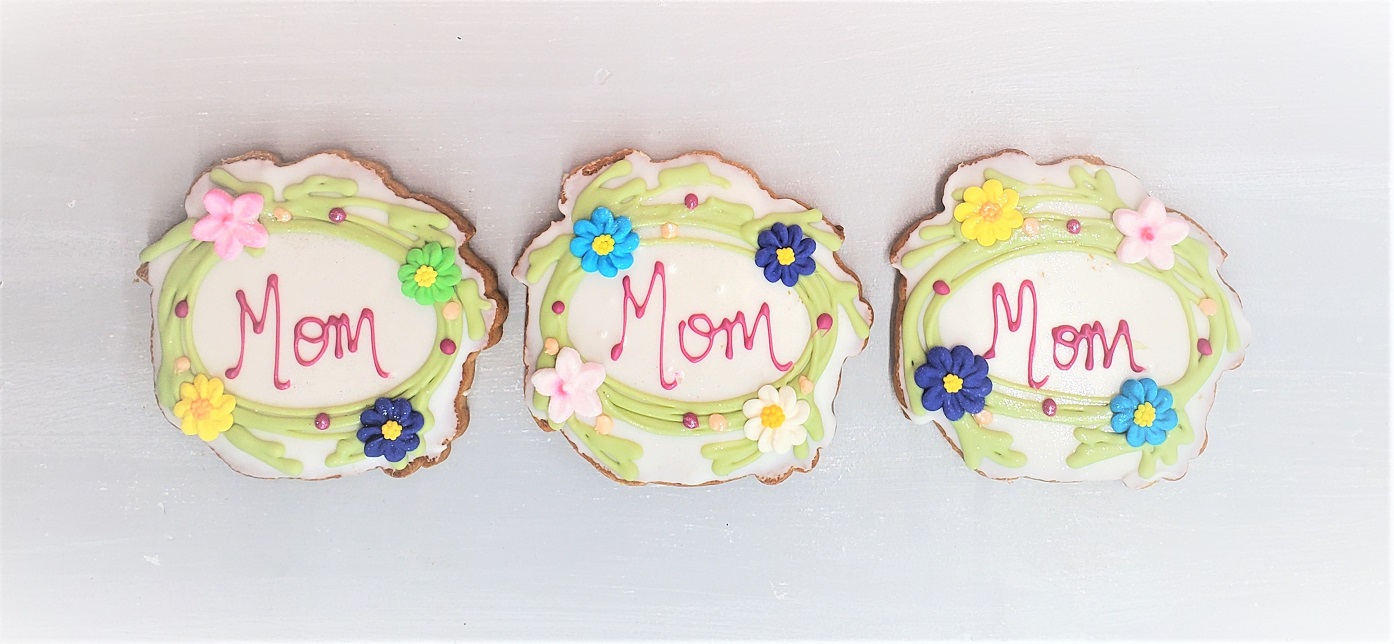 Wreath Cookie with Flowers, Mother's Day Cookie,