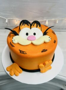 Garfield Cake