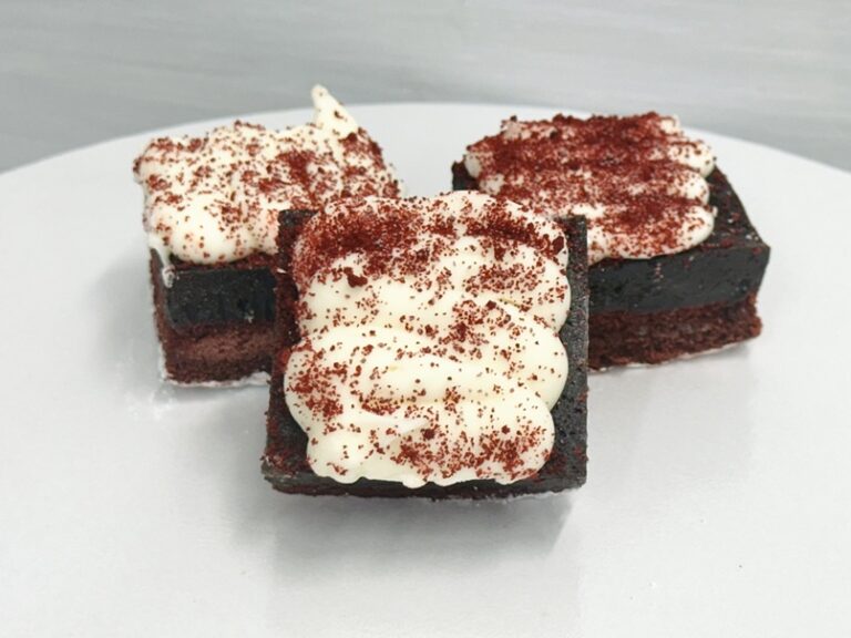 Brownie, Red Velvet